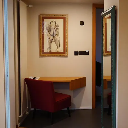 Hotell Zarampallo *